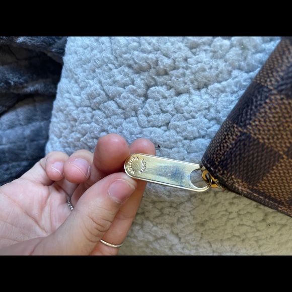 Louis Vuitton Zippy Wallet— DE - Picture 2 of 10